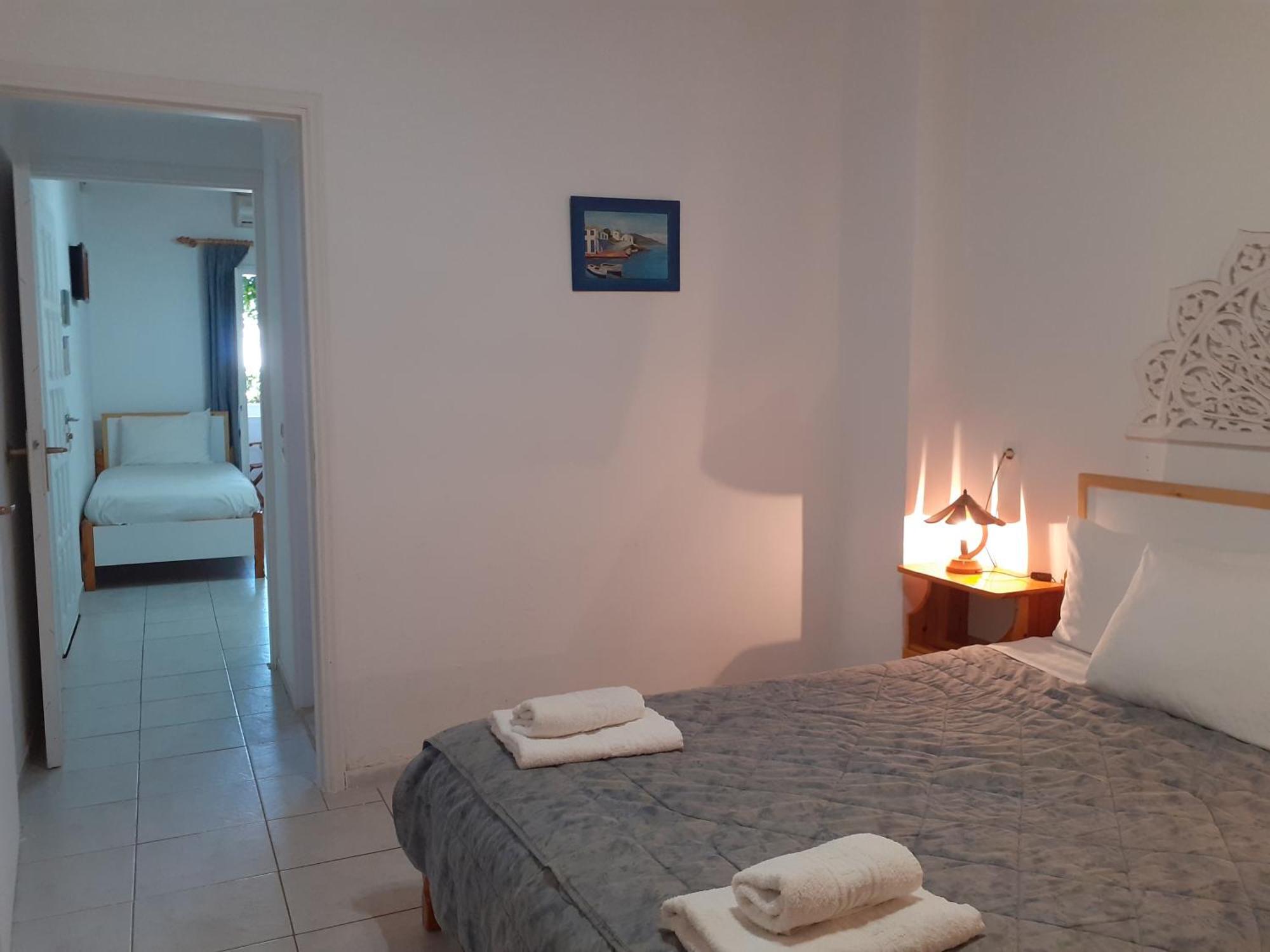 Studios Prevena Adamantas  Buitenkant foto
