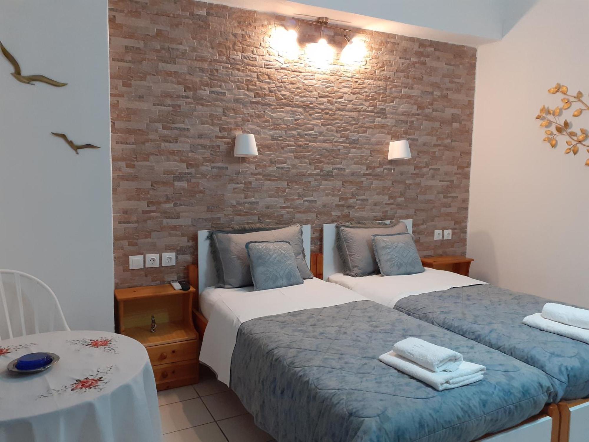 Studios Prevena Adamantas  Buitenkant foto