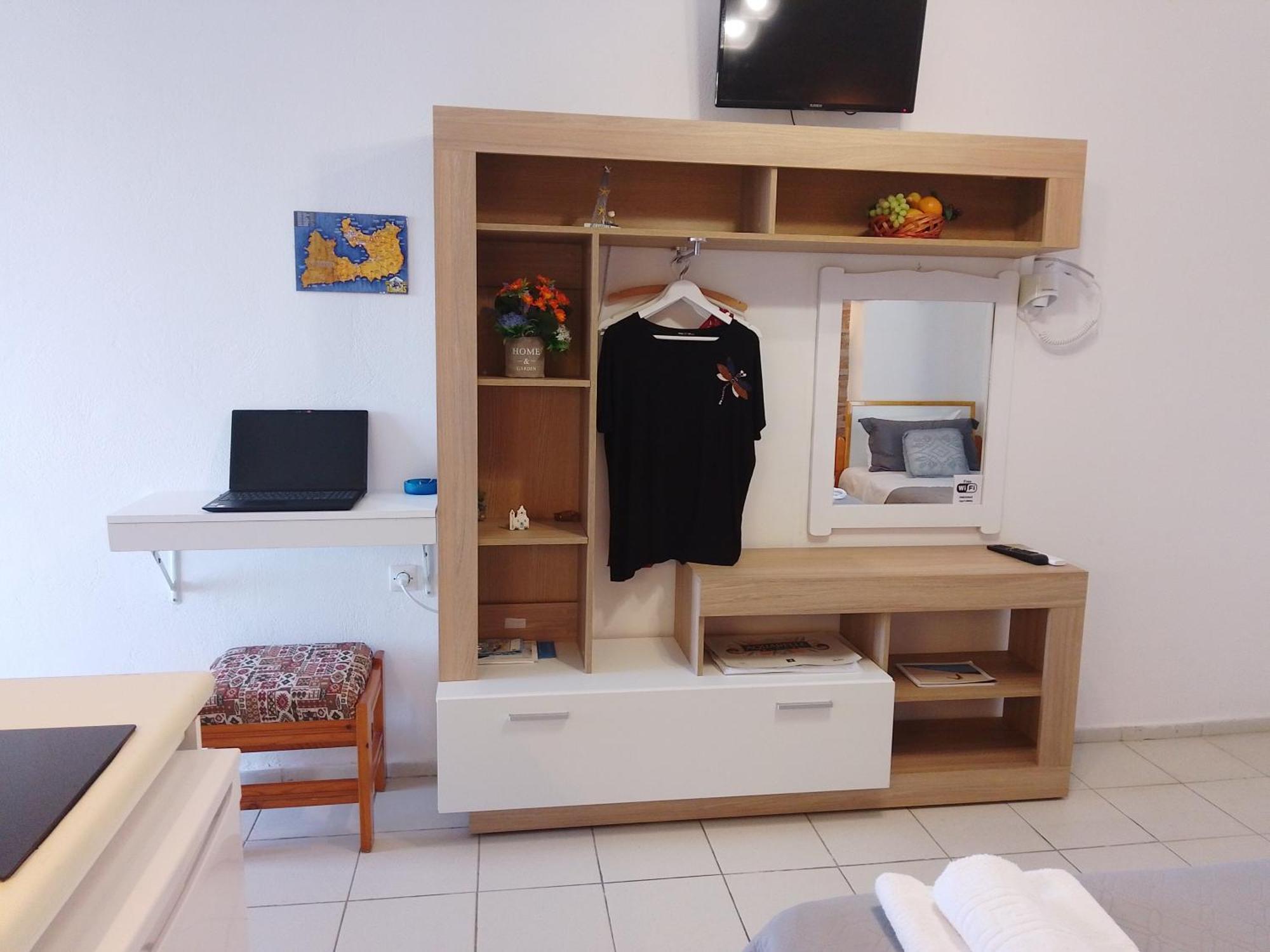 Studios Prevena Adamantas  Buitenkant foto