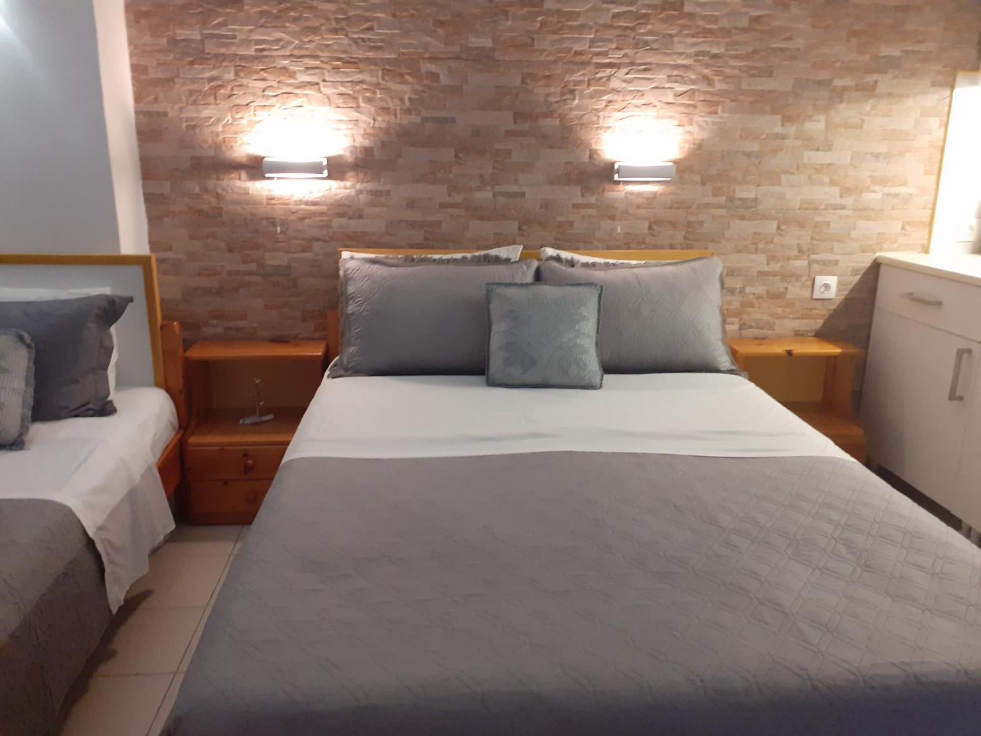 Studios Prevena Adamantas  Buitenkant foto